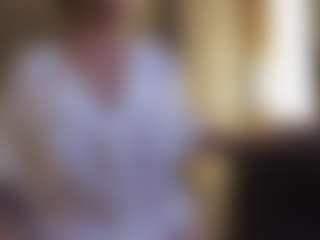 Live cam show with Rosee-smith - Mature on Uber Horny