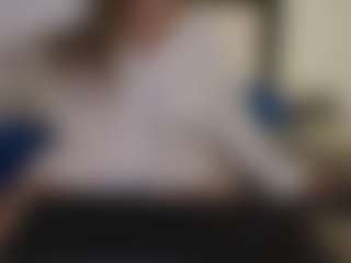 Live cam show with Rosee-smith - Athletic on nudelive.tv