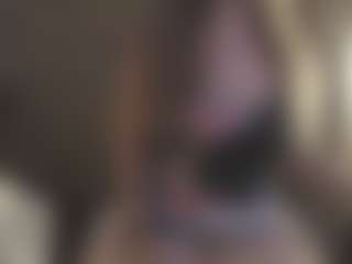 Live cam show with Rosee-smith - Tease on Camiplay Live
