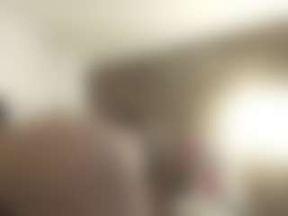 Live cam show with Rosee-smith - Ass Clapping on SquirtSoMuch