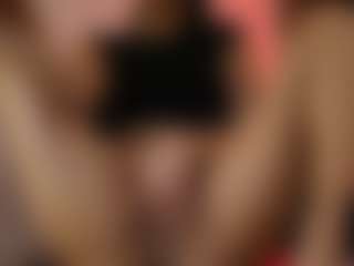 Live cam show with SisiVonDee - Average on Camsoda