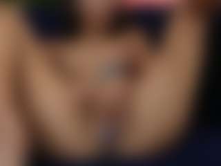 Live cam show with SisiVonDee - Red Hair on Latina Girls