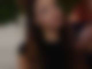 Live cam show with SisiVonDee - Smoking on eurowanks.com