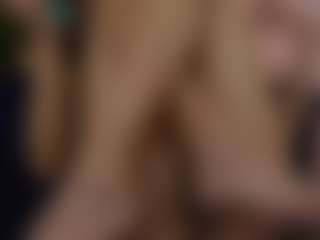 Live cam show with SisiVonDee - Body Massage on Pornisteam.com