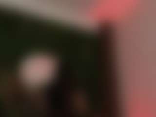 SisiVonDee's Live Sex Cam Show