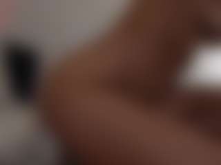 Live cam show with SisiVonDee - Red Hair on Chatstar