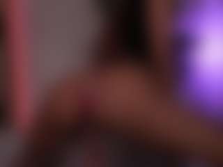 Live cam show with SisiVonDee - Red Hair Teen (18+) on intimatelivegirls.com