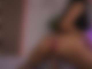 SisiVonDee's Live Sex Cam Show