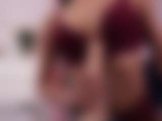 SisiVonDee's Live Sex Cam Show