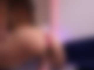 Live cam show with SisiVonDee - Full Nudity on Hubzter Live