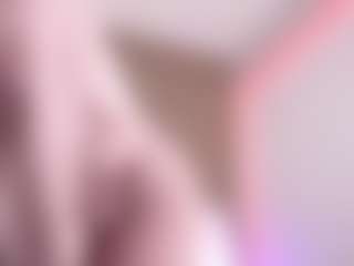 Live cam show with SisiVonDee - Red Hair Lush on intimatelivegirls.com