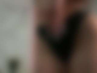 Live cam show with SisiVonDee - Red Hair Fetish on AdultVida.com