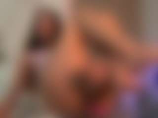 Live cam show with SisiVonDee - Red Hair Lush on Dolls Live