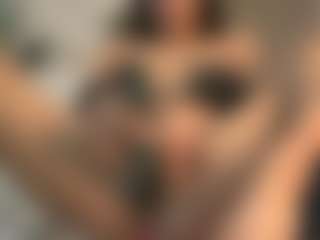 SisiVonDee's Live Sex Cam Show