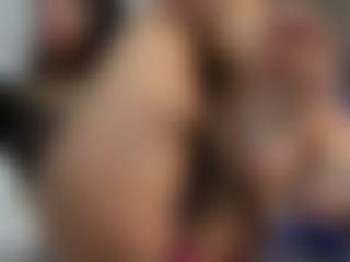 Live cam show with SisiVonDee - Black Fetish on xDating