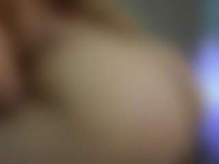 SisiVonDee's Live Sex Cam Show