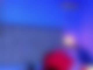 Live cam show with Bianca Ethan - Oil on Camming Site