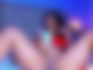 Live cam show with Bianca Ethan - Smoking on sexylive.show