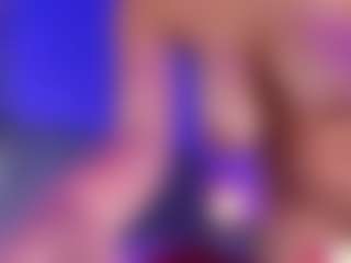 Live cam show with Bianca Ethan - Smoking on parknlotfishbdy