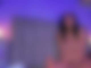 Live cam show with Bianca Ethan - Curvy Latina on Camsoda | colombia
