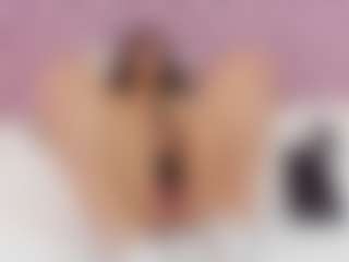 Live cam show with Marcela - Dildo Or Vibrator on Camsoda
