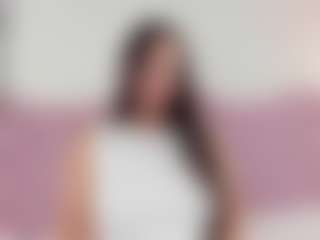 Live cam show with Marcela - Oil on xxxlivecams.org