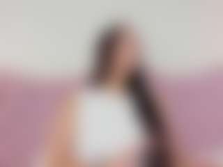 Live cam show with Marcela - Squirt on CamwithHer