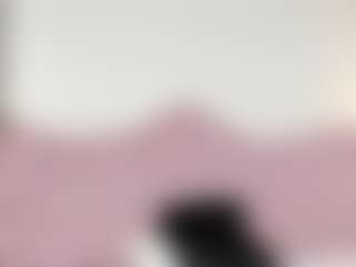 Live cam show with Marcela - Camel Toe on xxxlivecams.org