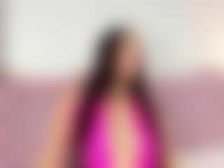Live cam show with Marcela - Camel Toe on TeamSkeetLive