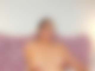 Live cam show with Marcela - Spank on sexylive.show