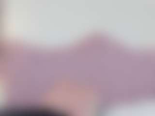 Live cam show with Marcela - Upskirt on slutload