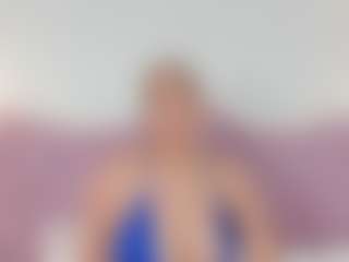 Live cam show with Marcela - Camel Toe on Camsoda
