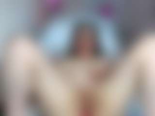Live cam show with Harper - Big Tits on makecum.org