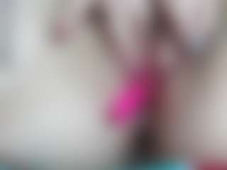 Live cam show with Harper - Tease Teen (18+) on milfzrlive.com