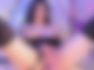 Live cam show with Michellespencer1 - Doggy Style on studioflirtlive.com