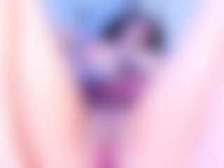 Live cam show with Michellespencer1 - Moaning on StripNow
