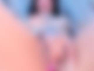 Live cam show with Michellespencer1 - Drinking on Big Tits