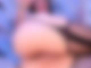 Live cam show with Michellespencer1 - Lush on Uber Horny