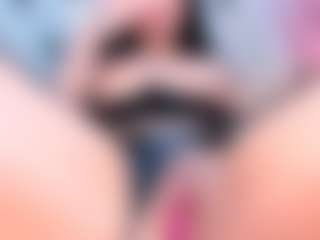 Live cam show with Michellespencer1 - Dildo Or Vibrator on CamClone