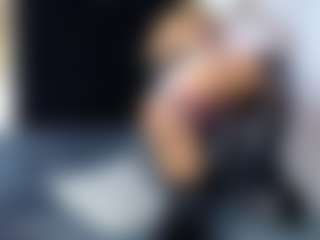 Saskyadeluxxe0's Live Sex Cam Show