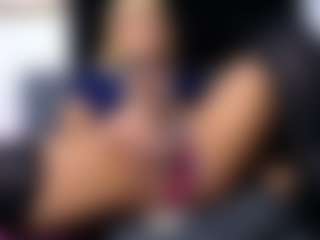 Saskyadeluxxe0's Live Sex Cam Show