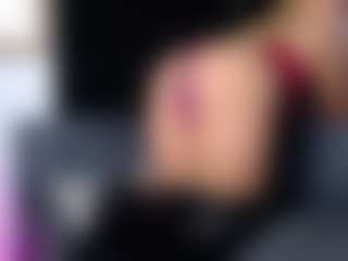 Live cam show with Saskyadeluxxe0 - Drinking on camwithhim.com