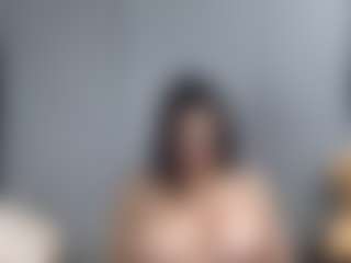 Live cam show with Marianabiigass - Domination on xfollow cams