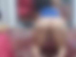 Marianabiigass's Live Sex Cam Show