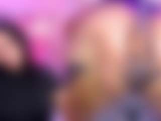 Spettacolo in cam dal vivo con SugARandNibbles - Petite su Camsoda