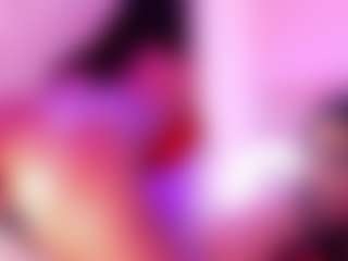 Live cam show with SugARandNibbles - Oil on SpankPalCams