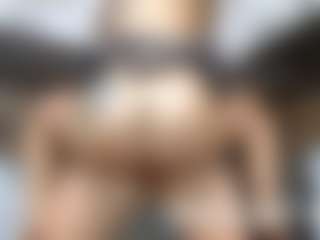Live cam show with Sexbogove36 - Strip on Camsoda