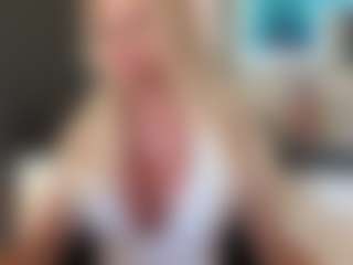 Live cam show with chanelstjames - Cum on Gym Cam Girls
