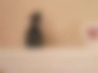 Live cam show with ChantelTritsch - Upskirt on Soda Cam