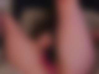 Live cam show with EleanorGonzalez - College on hrnylive.com